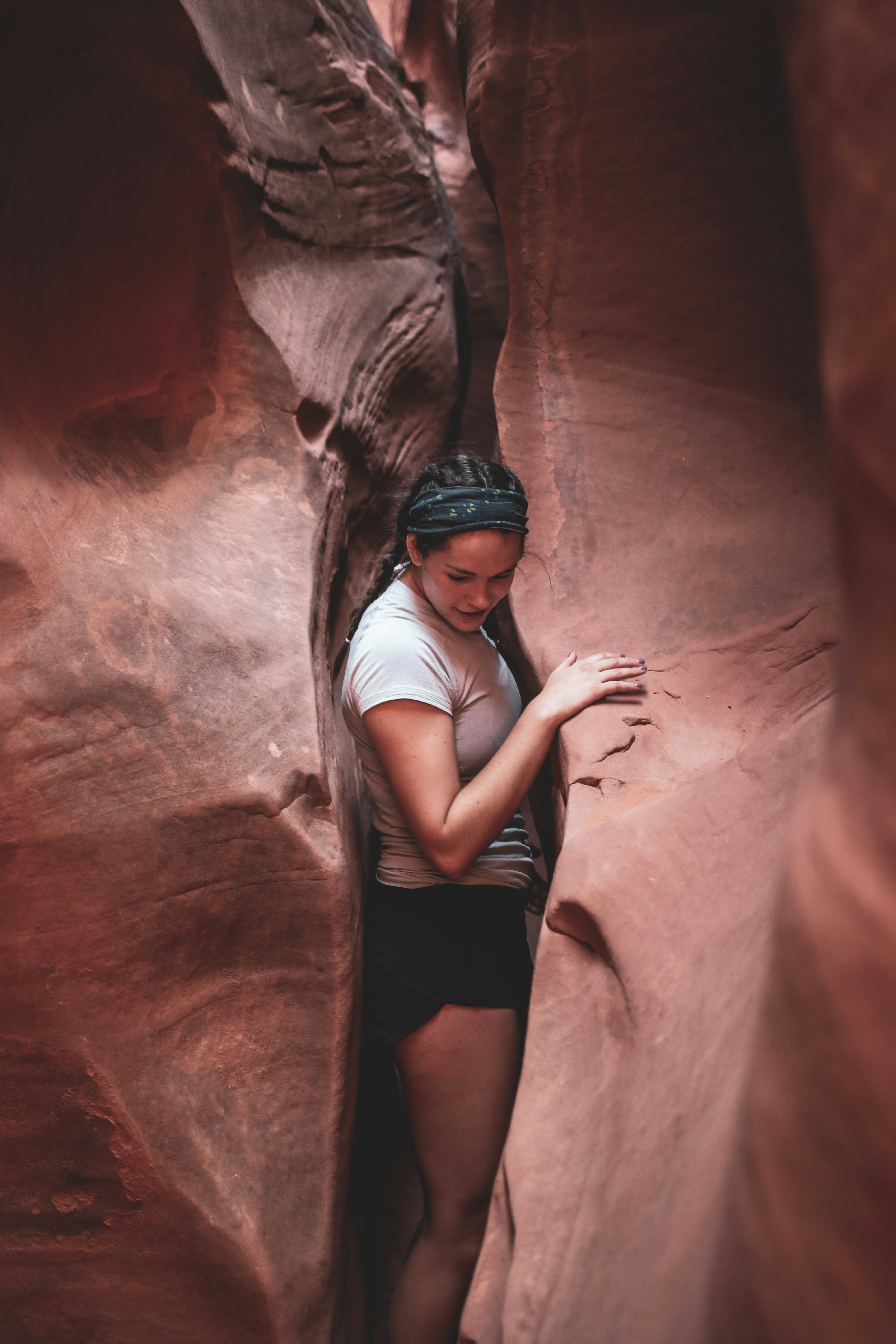woman in grand canyon